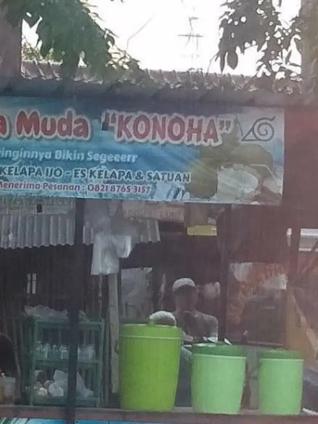6 Cara Promosi Orang Jualan Kelapa Muda Ini Bikin Tepuk Jidat