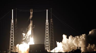 SpaceX Luncurkan 60 Satelit Starlink ke Orbit