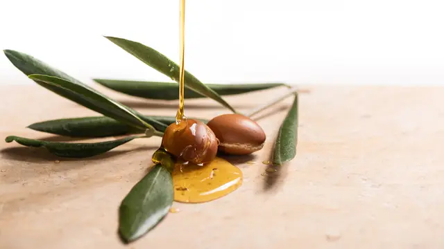 10 Jenis Oil Terbaik untuk Membuat Kulit Sehat Bercahaya, Aman untuk Kulit Kering dan Jerawat