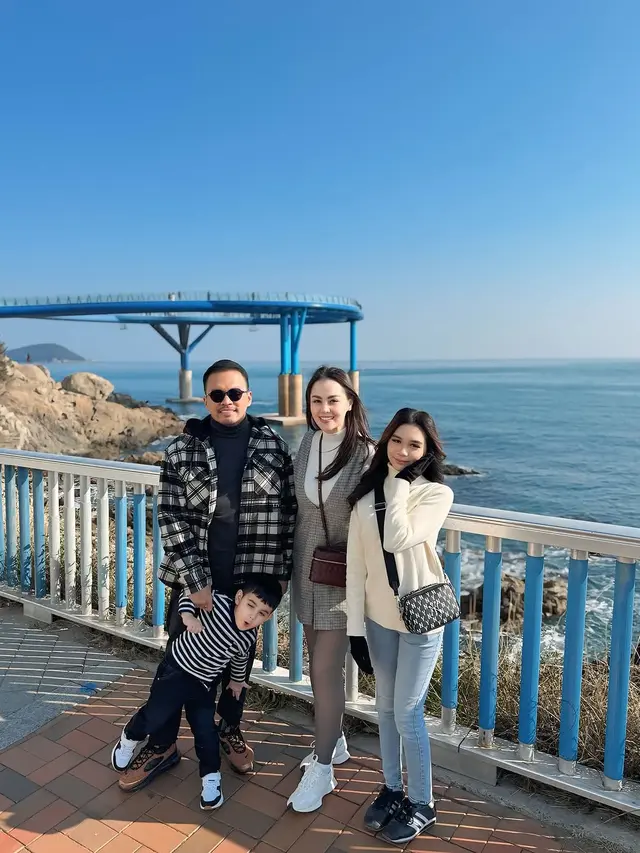 Potret Chantal Putri Jennifer Dunn