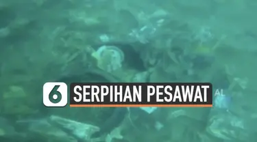 Proses pencarian pesawat Sriwijaya Air SJ182 dilakukan di bawah permukaan laut. Penyelam TNI AL ungkap adanya serpihan pesawat berserakan di dasar laut.