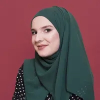 Ilustrasi Perempuan Muslim Credit: freepik.com