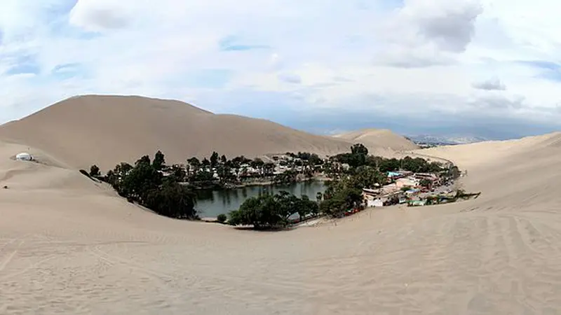 Kota Cantik ini Benar-benar Ada di Tengah Gurun Pasir