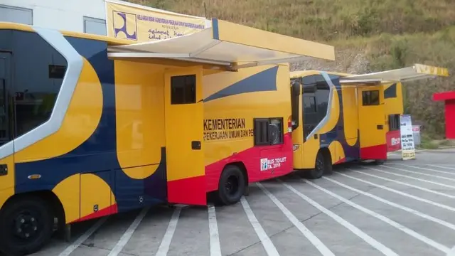 Kementerian PUPR memberikan dukungan fasilitas sanitasi, seperti toilet umum di Rest Area/Tempat Istirahat (TI) jalan tol. (Dok. Kementerian PUPR)