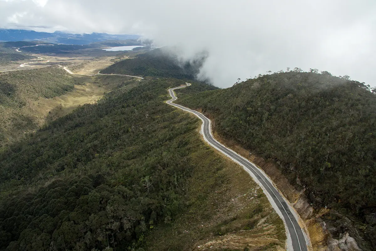 Jalan Trans Papua (Foto: Dok Ditjen Bina Marga Kementerian PUPR)