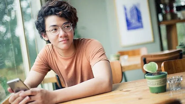 6 Potret Terbaru Dimas Gabra, Bintang Iklan Cilik yang Kini Makin Tampan