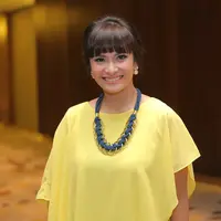 Pemeran dan presenter Ersa Mayori tidak lagi ada niatan untuk menambah momongan. Padahal, beberapa kali anaknya minta adik. Tidak hanya adik tapi juga kakak. (Andy Masela/Bintang.com)