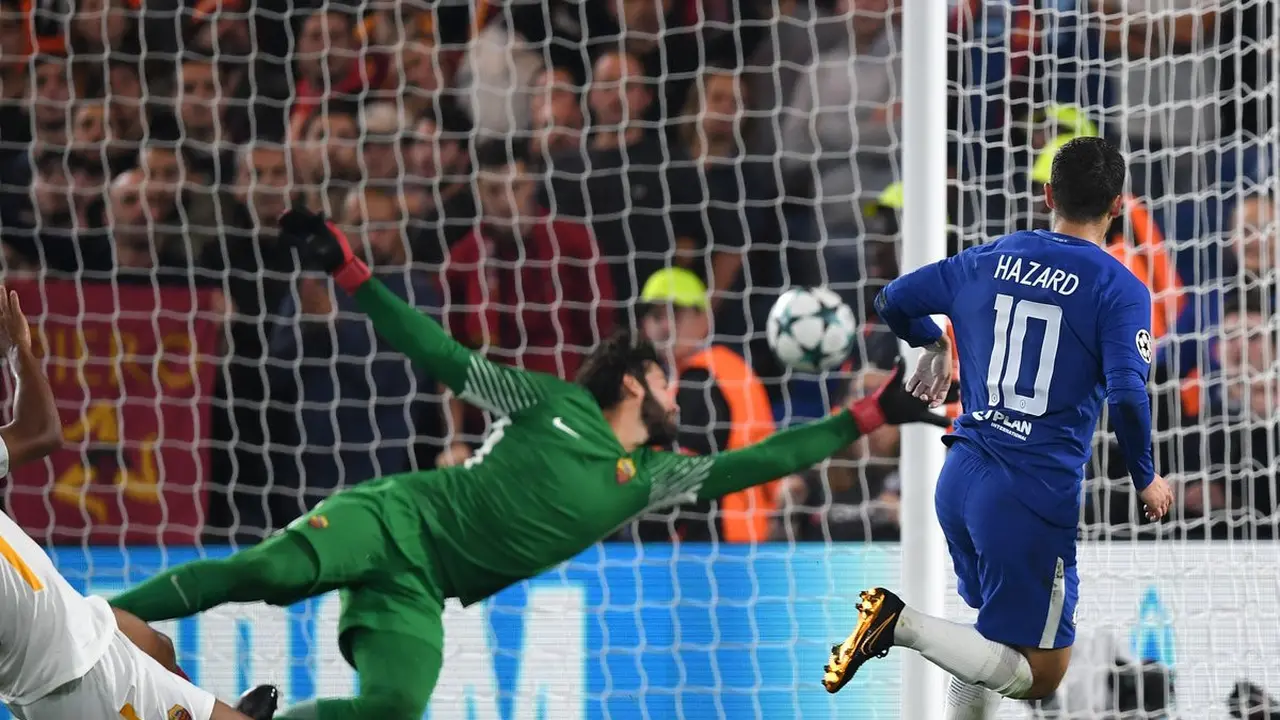 Winger Chelsea Eden Hazard saat menjebol gawang AS Roma (Twitter Chelsea)