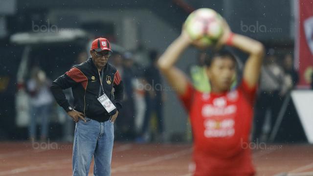 Pelatih Persis Solo, Freddy Muli