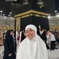 Potret Lula Lahfah jalani ibadah umrah (sumber: Instagram/lulalahfah)