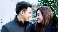 Sang paman benarkan Jonathan Frizzy dan Dhena Devanka akan bercerai. (Sumber: Instagram/dhenafrizzy)