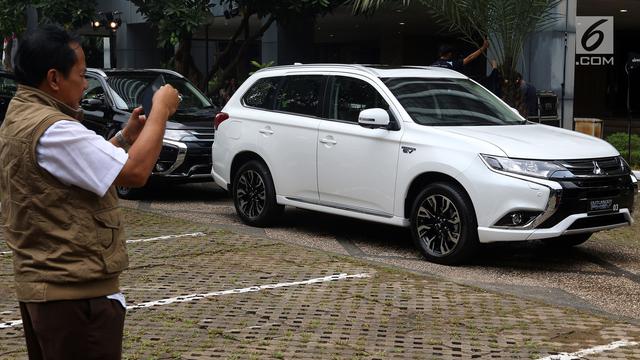 Kemenperin Terima Hibah 10 Mobil Listrik Ramah Lingkungan