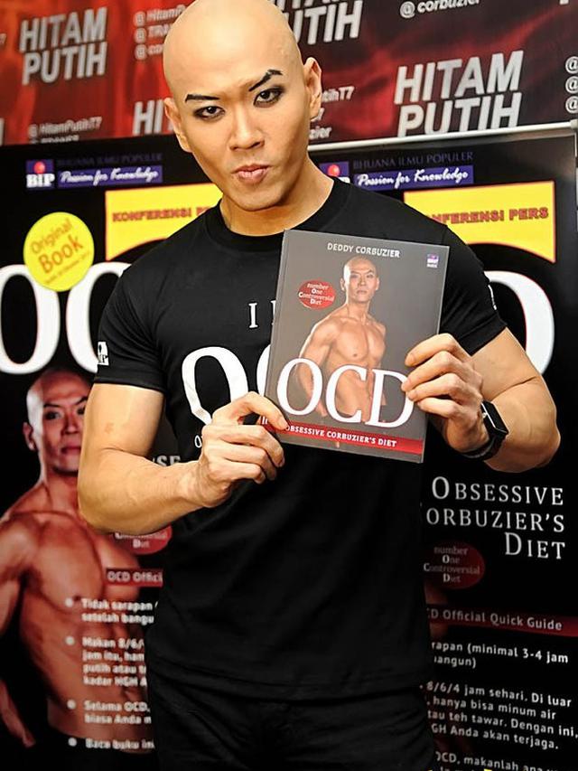 7 Transformasi Deddy Corbuzier dari Sebelum Terkenal hingga Kini, Bikin ...