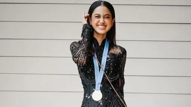 Asila Maisa tampil anggun dengan kebaya. (credit:instagram.com/therealasilamaisa)