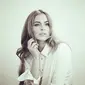 Dalam sebuah wawancara, Lindsay Lohan mengungkapkan dirinya makin serius perdalam agama Islam. 