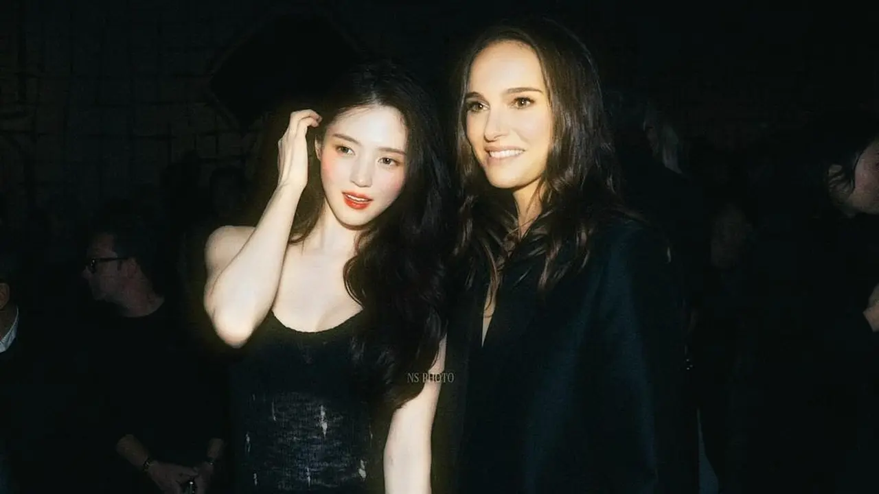 Han So Hee Pamer Foto Bareng Natalie Portman Pakai Gaun Tembus Pandang: Mimpi Jadi Kenyataan