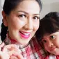 Potret Venna Melinda dan Vania Athania. (Sumber: Instagram/vennamelindareal)