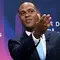 Mantan pemain sepak bola Belanda, Patrick Kluivert, menghadiri upacara pengundian babak perempat final, semifinal, dan final turnamen sepak bola Liga Champions UEFA 2022-2023, di Nyon, pada 17 Maret 2023. (Fabrice COFFRINI/AFP)