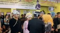 Bentrok Warga di Maluku hingga Tradisi Ngarot di Indramayu