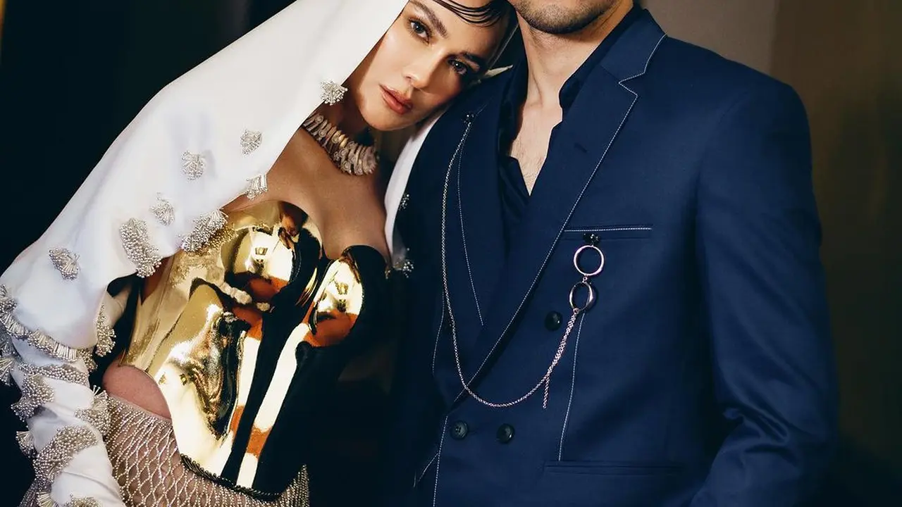 Luna Maya dan Achmad Megantara. (Foto: Dok. Instagram @lunamaya)