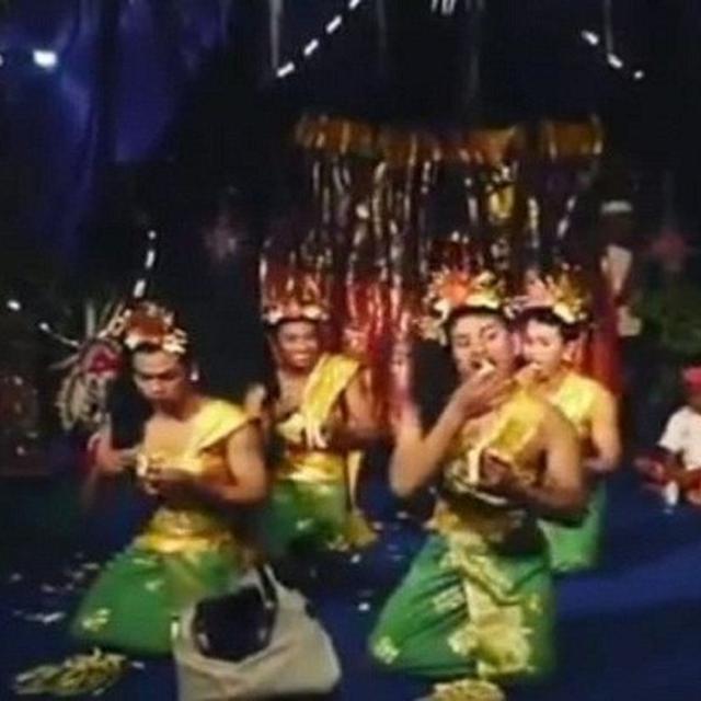 Tari Pendet Dibikin Lelucon Budayawan Bali Geram Regional Liputan6 Com
