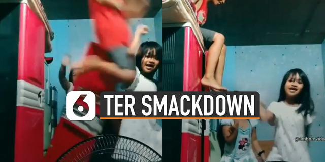 VIDEO: Kocak, Bocah Ter Smackdown Saat Buat Video Tiktok