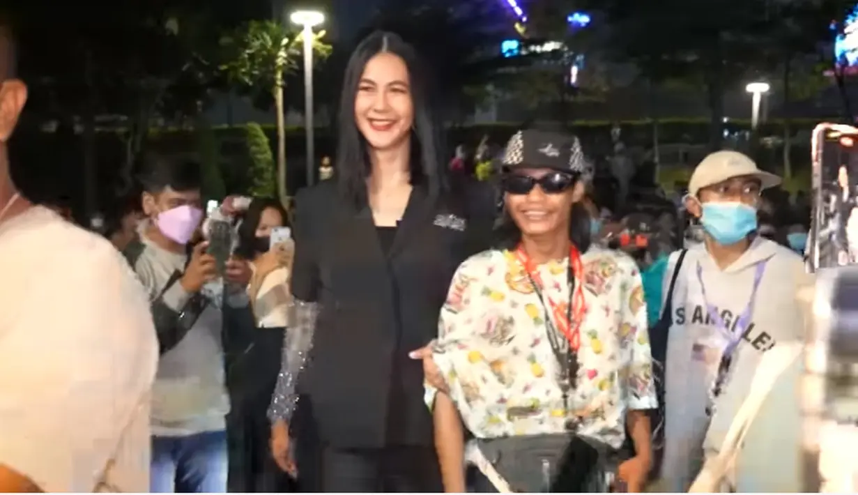 Paula Verhoeven dan Bonge di Citayam Fashion Week (Youtube/Baim Paula)