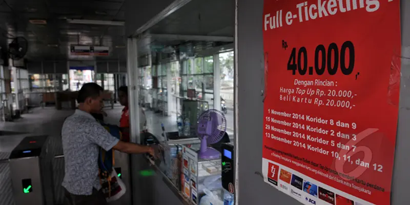 Pengguna bus Transjakarta Wajib Mengunakan E-Ticketing
