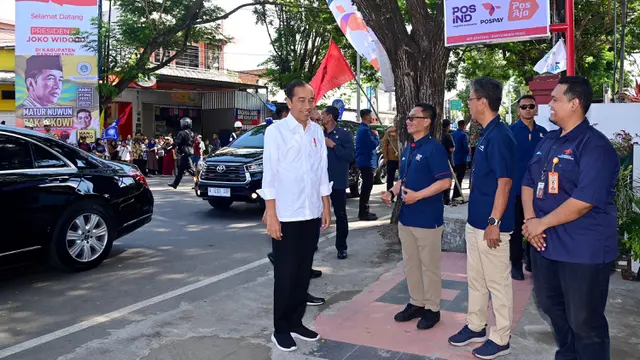 Jokowi Serahkan BLT El Nino