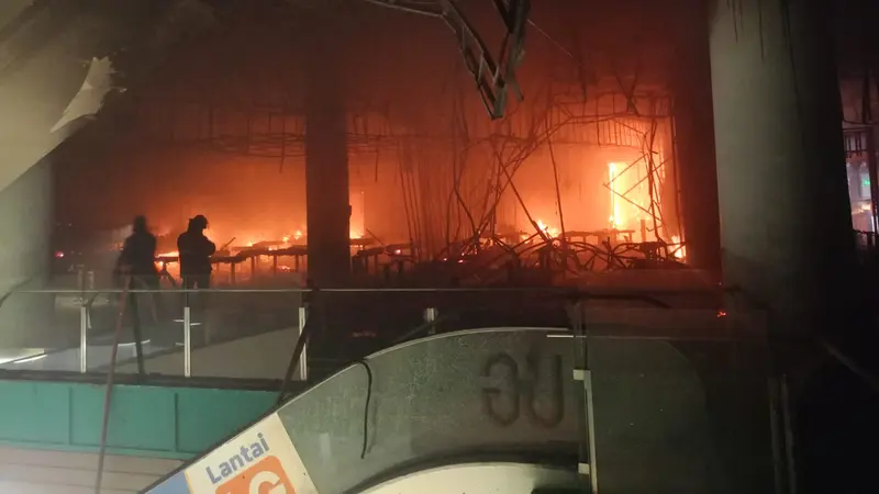 Revo Town Mall Bekasi Kota Kebakaran