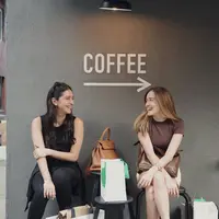 OOTD Nabila Syakieb dan Yasmine Wildblood ke Korea Selatan. [@yaswildblood]