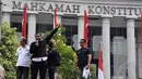 Massa buruh juga menolak pasangan Capres-Cawapres yang tidak pro-buruh (Liputan6.com/Miftahul Hayat)