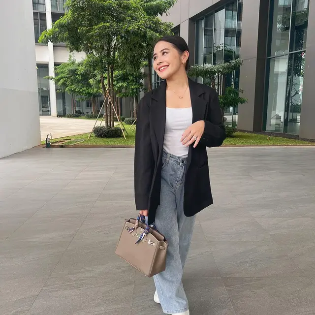 [Fimela] Prilly Latuconsina