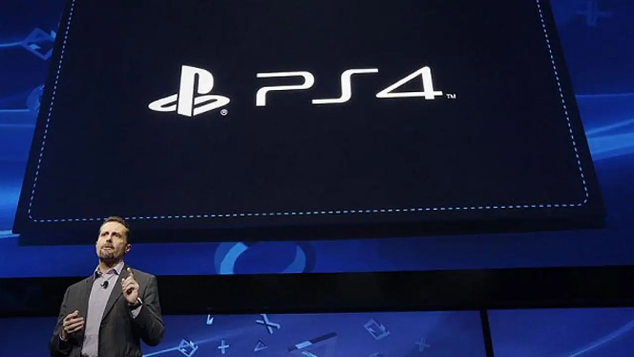ps4-launching-131118b.jpg
