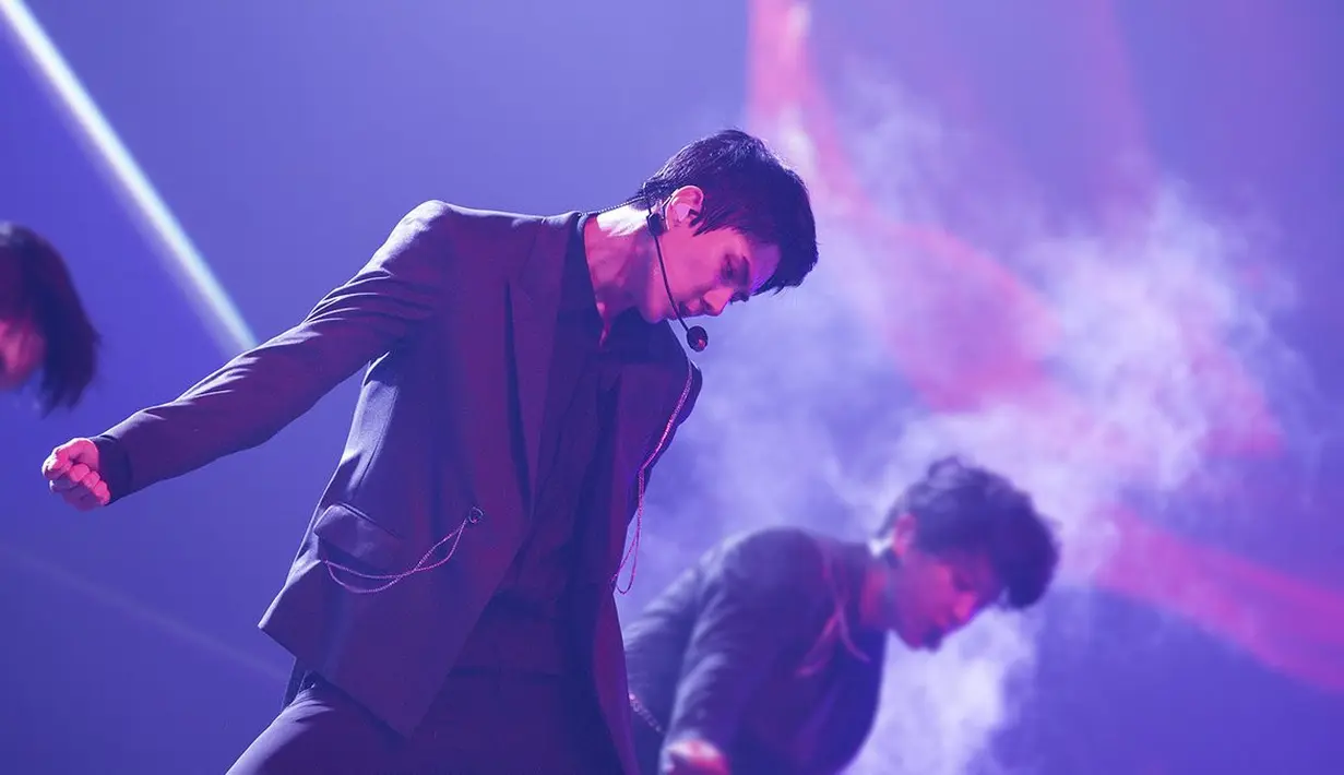 Konser ini semakin meriah lantaran dihadiri oleh beberapa selebriti Korea Selatan. Seperti NCT dan para pemain drama Rich Man. (Foto: twitter.com/weareoneEXO)