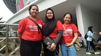 Agnes, Waluisa, dan Yuyun memberikan dukungan untuk atlet Asian Para Games (Cakrayuri/Liputan6.com)