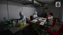 Suasana rapid test pegawai PT KapanLagi Youniverse (KLY) di Senayan City, Jakarta, Kamis (4/6/2020). Jelang new normal, seluruh pegawai KLY menjalani rapid test guna menekan penyebaran virus corona COVID-19. (merdeka.com/Imam Buhori)