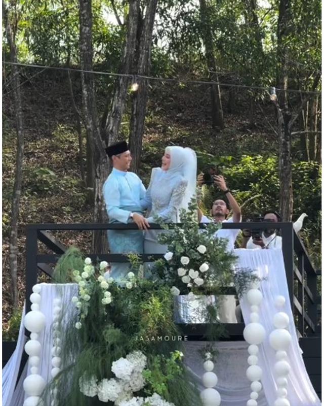 Mantan istri Engku Emran menikah maharnya pohon emas 102 gram, intip 6 potret dekorasi pernikahannya