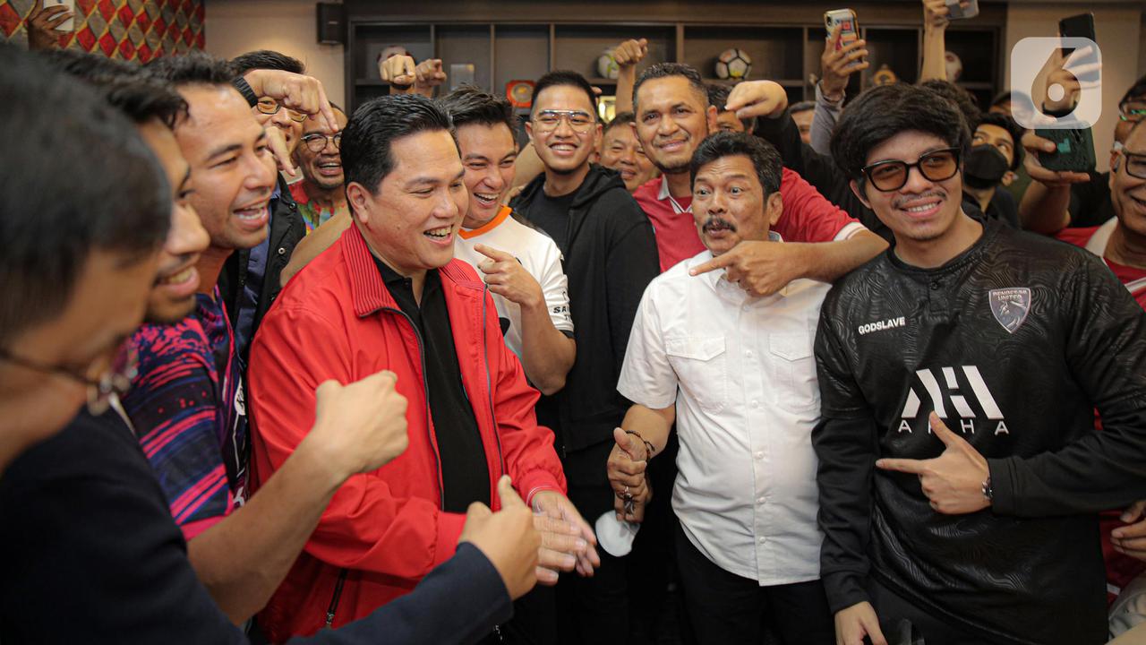 Didampingi Sultan Milenial, Erick Thohir Resmi Daftar Jadi Calon Ketua Umum PSSI