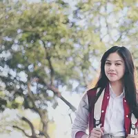 Sosok Milea yang diperankan oleh Vanesha Prescilla dengan tampilan cantik yang sederhana. (Instagram/dilanku).