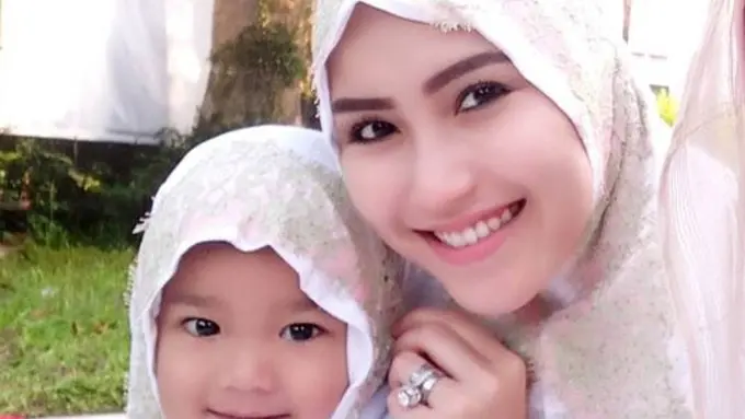 [Bintang] Ayu Ting Ting dan Bilqis