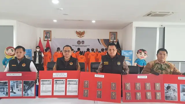 WNA China jadi buruh kasar di Jakarta