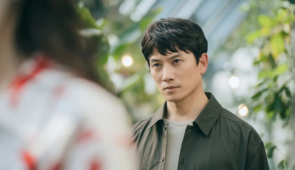 Ji Sung dalam Adamas (tvN via Soompi)