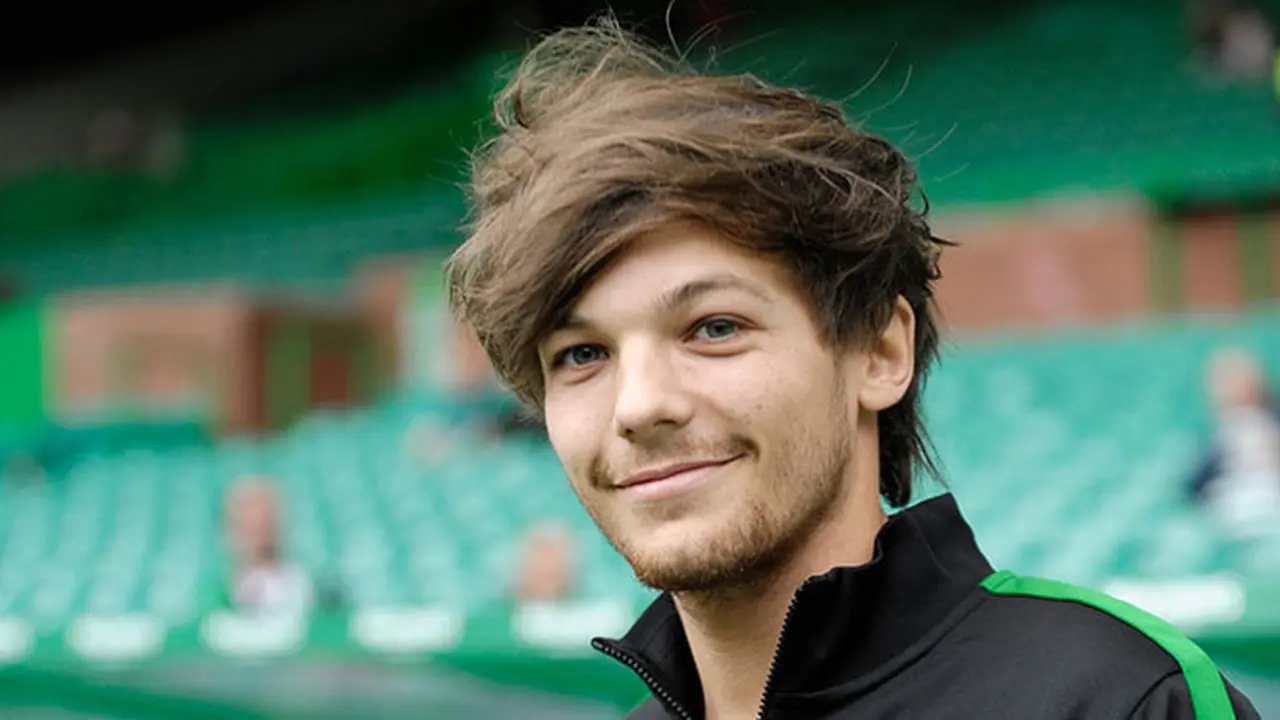 louis-tomlinson-131122b.jpg