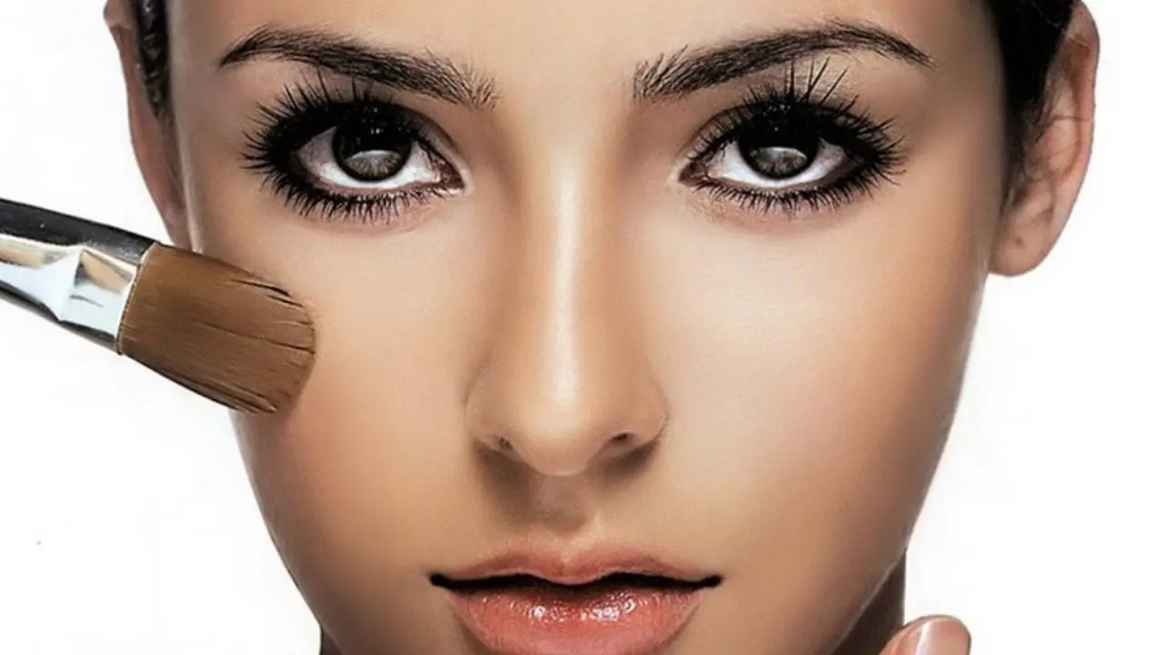 Nggak Terlihat Belang, Ini Tutorial Makeup Buat Si Hitam Manis