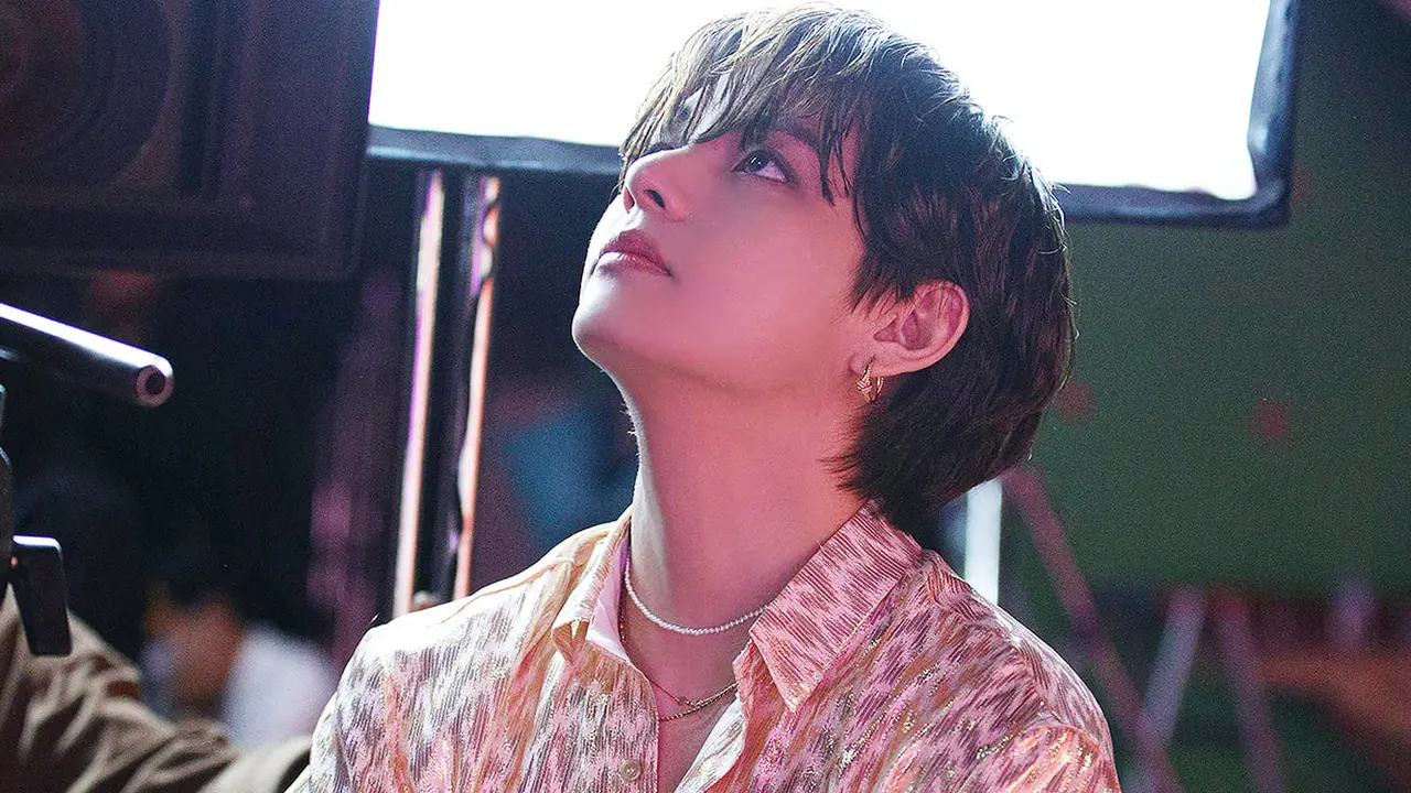 V BTS
