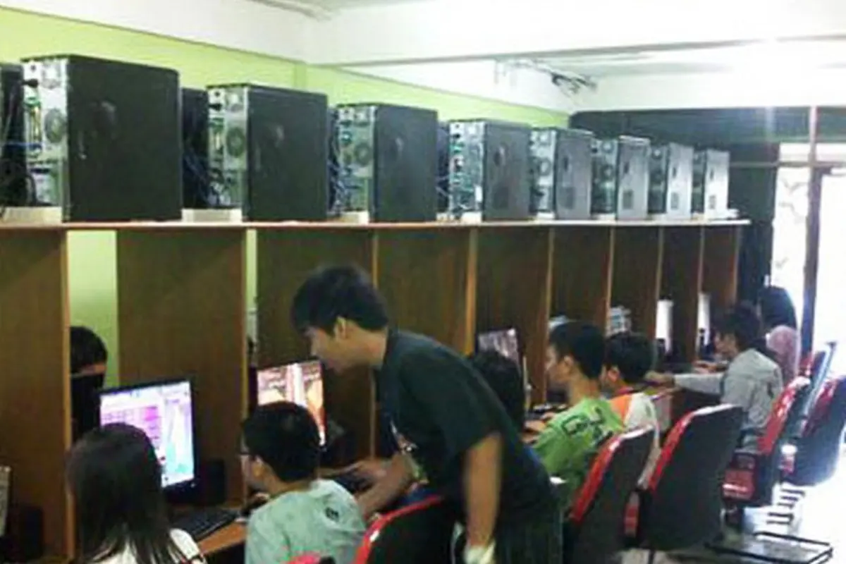 Dunia Yang Aneh Tapi Nyata tapi Bukan Dunia Lain 