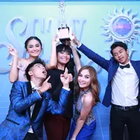 Sinetron Mermaid in Love berhasil menyabet Sinetron Paling Ngetop. Begitu juga dengan beberapa pemainnya. Ia bersaing dengan sinetron 3 Sempruuul Mengejar Surga 4, Pangeran 2,  Para Pencari Tuhan 10 dan Surga yang ke-2. (Adrian Putra/Bintang.com)