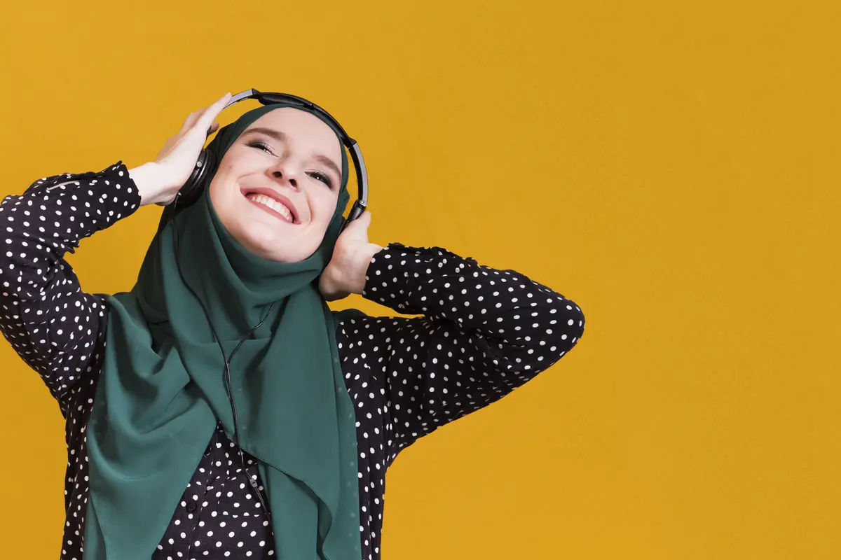 Mendengarkan Podcast