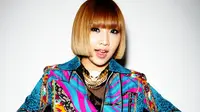 Dengan foto terbaru yang diunggahnya, Minzy `2NE1` tampak sangat berbeda. Benarkah itu hasil operasi plastik?